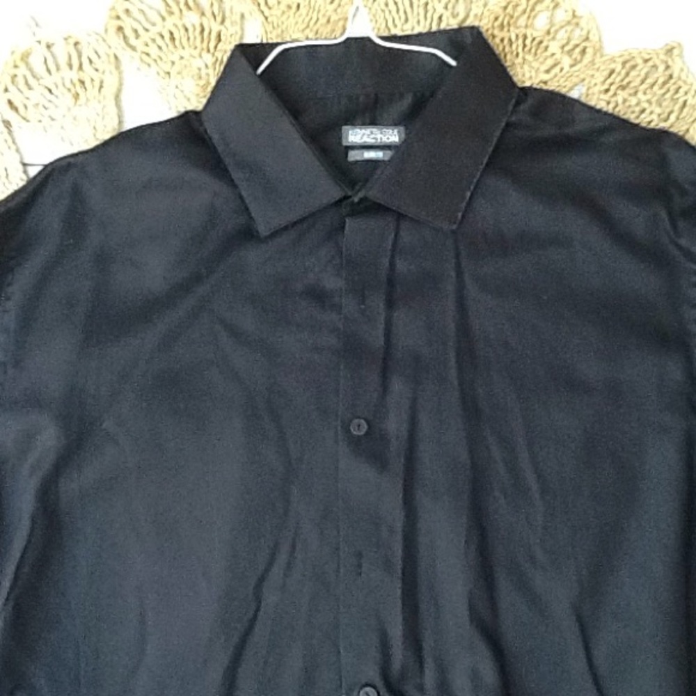 Kenneth Cole Reaction shirt for man